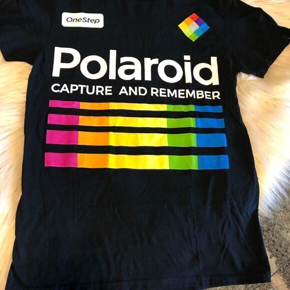 Polaroid Graphic T-Shirt Size small - Picture 3 of 6